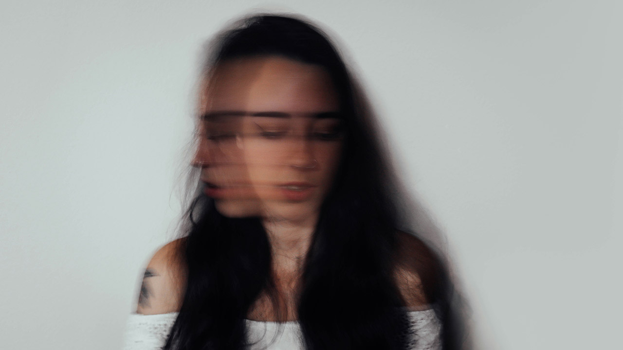 Teen feeling distressed and requiring a therapy session at Neurvana Health Calgary